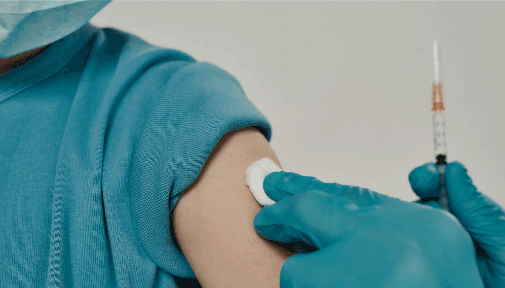 Vaccination des 12-17 ans: près de 1,08 million ont reçu la deuxième dose Vaccination des 12-17 ans: près de 1,08 million ont reçu la deuxième dose