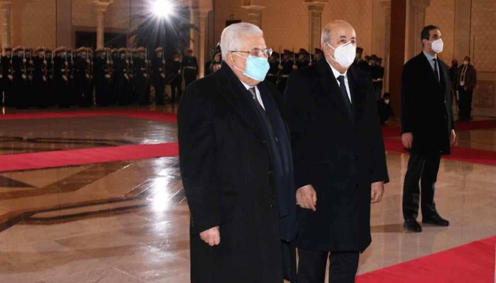 Mahmoud Abbas évite de condamner le rapprochement entre le Maroc et Israël malgré un don algérien de 100 millions de dollars Mahmoud Abbas évite de condamner le rapprochement entre le Maroc et Israël malgré un don algérien de 100 millions de dollars