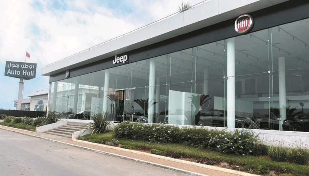 Auto Hall lance la commercialisation des marques Alfa Romeo, Fiat, Jeep et Abarth Photo du show-room Auto Hall dédié aux marques Abarth, Alfa Romeo, Fiat, Fiat Professional et Jeep, sis au siège Auto Hall Km 12, Autoroute Casablanca – Rabat