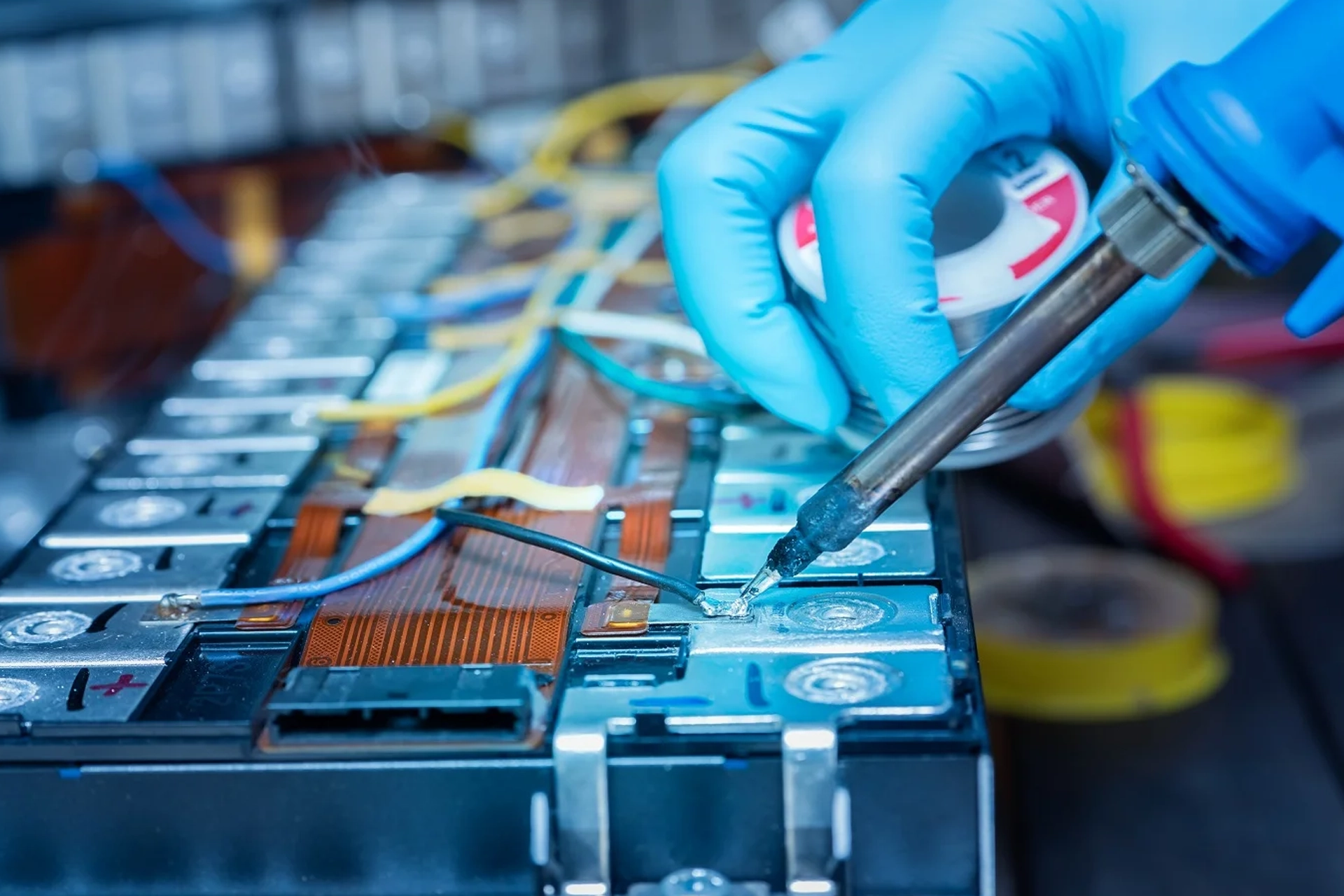 Batteries électriques: LG Energy Solution et Yahua investissent 5,5 MMDH dans le lithium marocain Quand LG Energy Solution et Yahua misent sur le lithium marocain