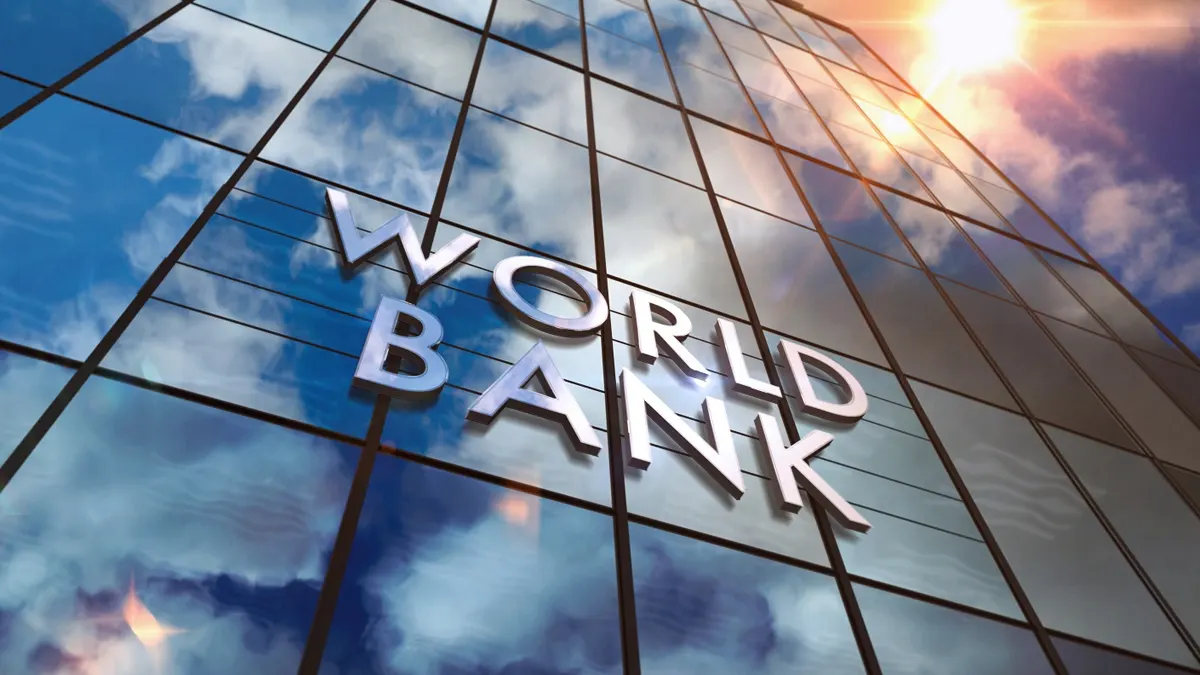 Banque mondiale: l’alchimie des 500 millions de dollars pour l’emploi et la croissance verte au Maroc Prêt de 500 millions de dollars de la Banque mondiale au Maroc pour lier transition énergétique et résorption du chômage-L'Essentiel